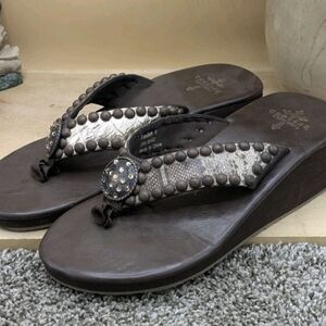 Crossed By Gypsy Soul Freedom Women's Size 8 Leather Studded Designer Sandals